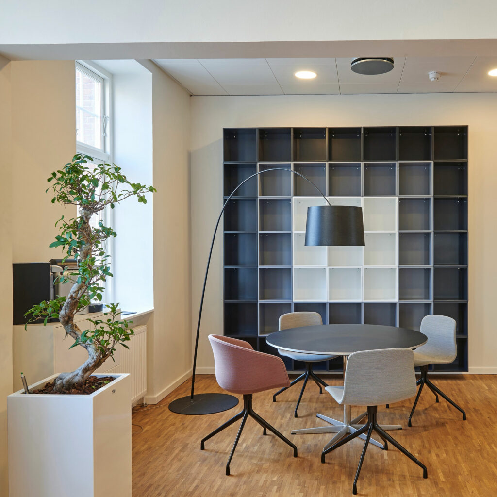 architecture-decoration-holistique-amenagement-professionnel-bureau-local